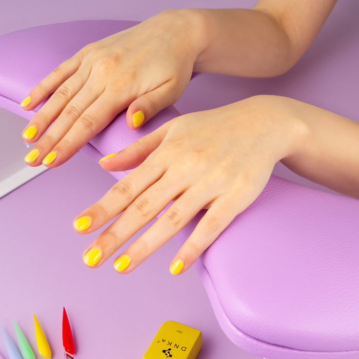 ANATOMISCHES ARMLEHNENPOLSTER FÜR MANIKÜRE „DNKa“, LILA - Ivaka Store