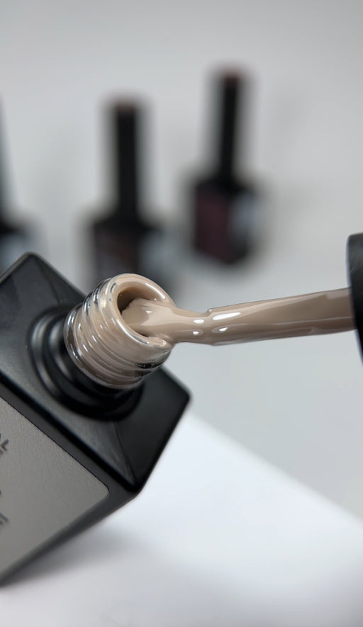 NAILSOFTHEDAY Gel Polish Praline-010, 10 ml - Ivaka Store