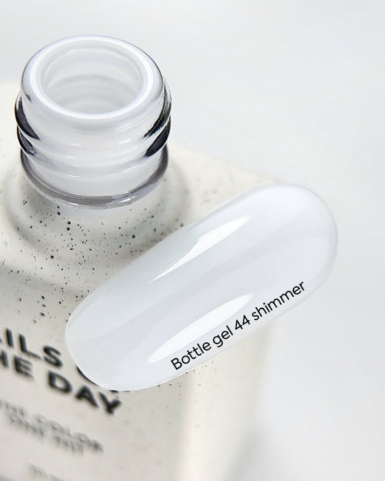NAILSOFTHEDAY Bottle gel 44 shimmer, 10 ml - Ivaka Store