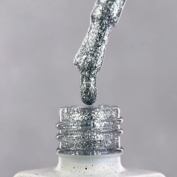 NAILSOFTHEDAY Color of the month December 2025 SUPERHUMANS, 6 ml