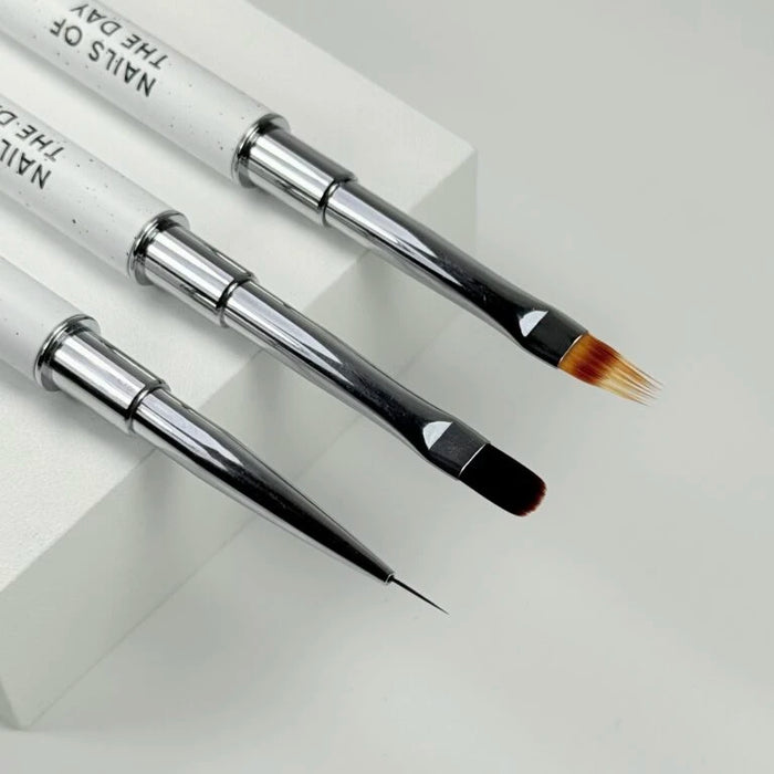 Pinsel NAILSOFTHEDAY Premium Brush Liner #8